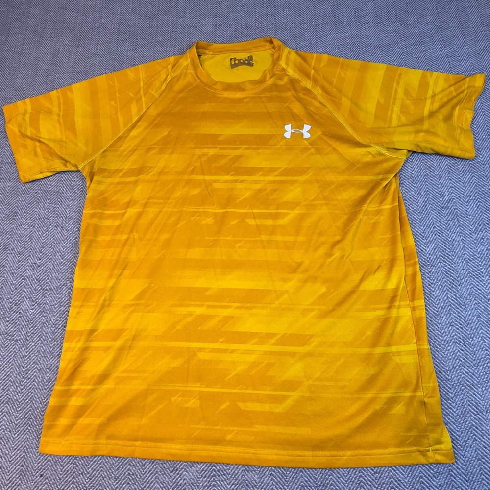 Under Armour HeatGear Loose Short Sleeve Athletic Shirt Yellow Orange Graphic L